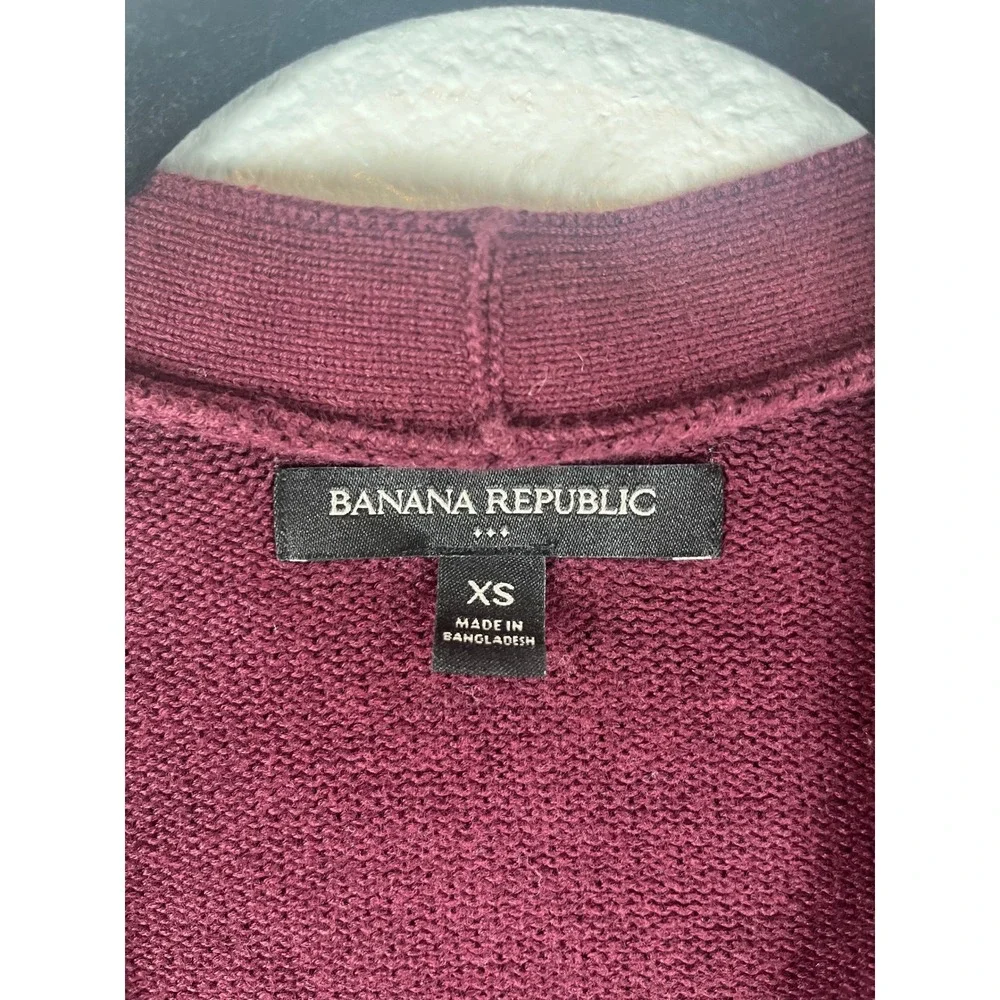 FLAW Banana Republic Cropped V-Neck Cardigan Sweater Button Front Burgundy XS - Picture 3 of 7